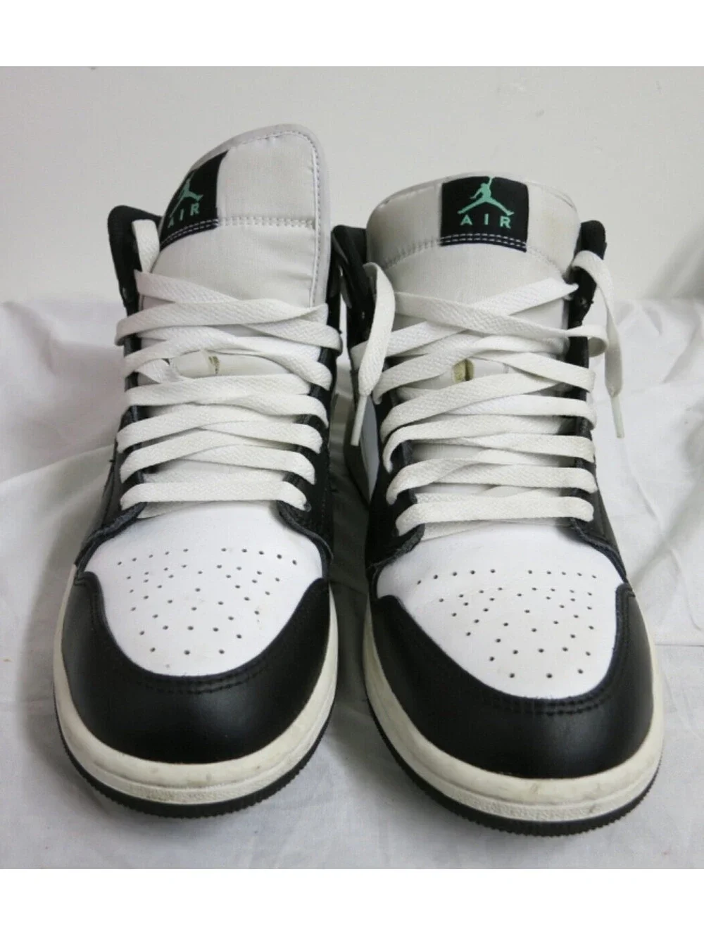 Nike Air Jordan 1 Mid Green Glow White Black Shoes Men's Size 9 (DQ8426-103)